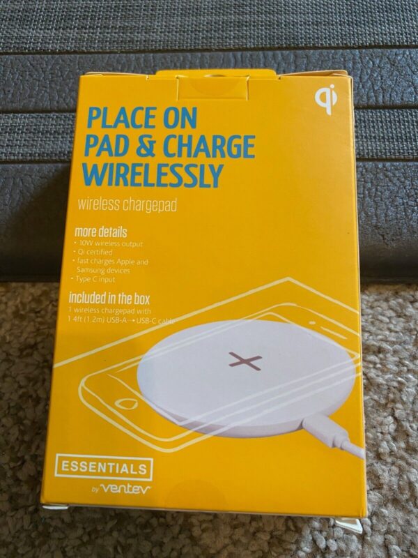 Ventev (10W) Wireless ChargePad and USB-C Cable - White - Image 2