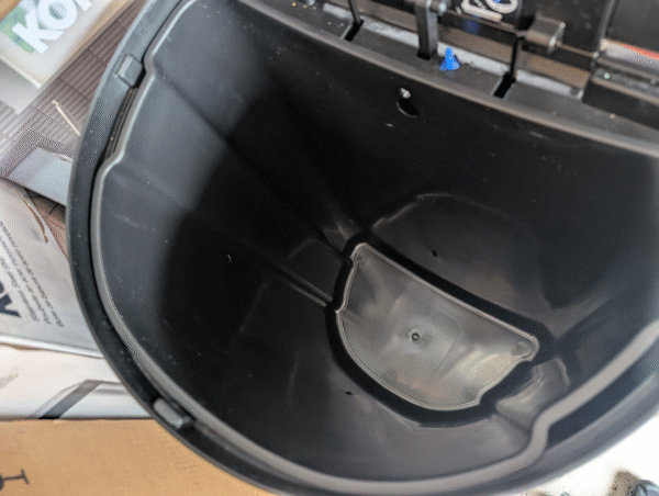 Kohler 45L Semi-Round Step Trash Can - Image 4