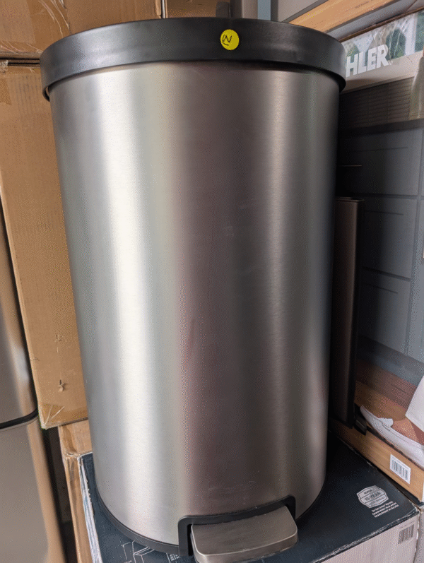 Kohler 45L Semi-Round Step Trash Can - Image 10