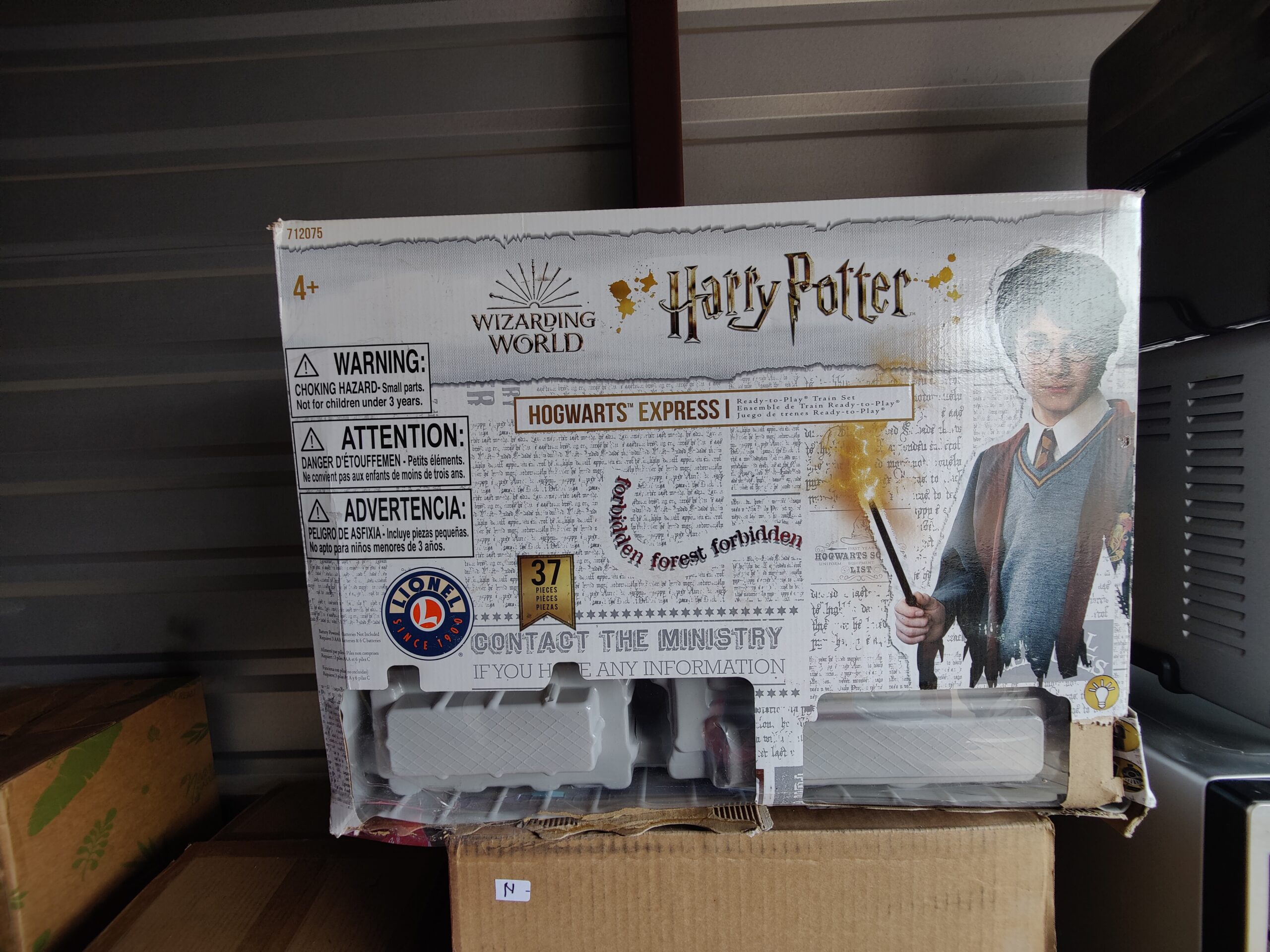Harry Potter Hogwarts Express 37 Piece Train Set with Lights & Sounds