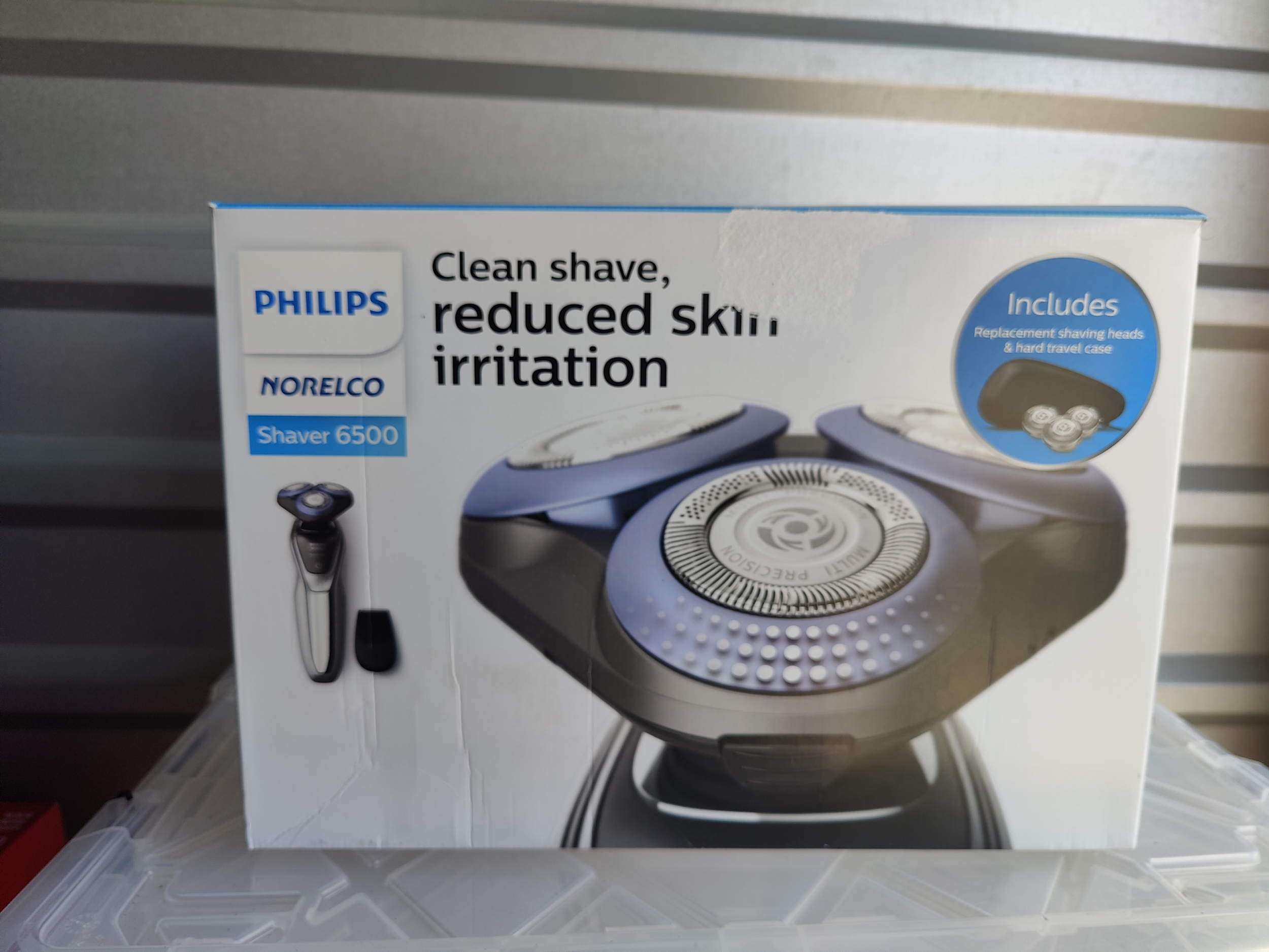 Philips Norelco 6500 Shaver with Anti-Friction Coating